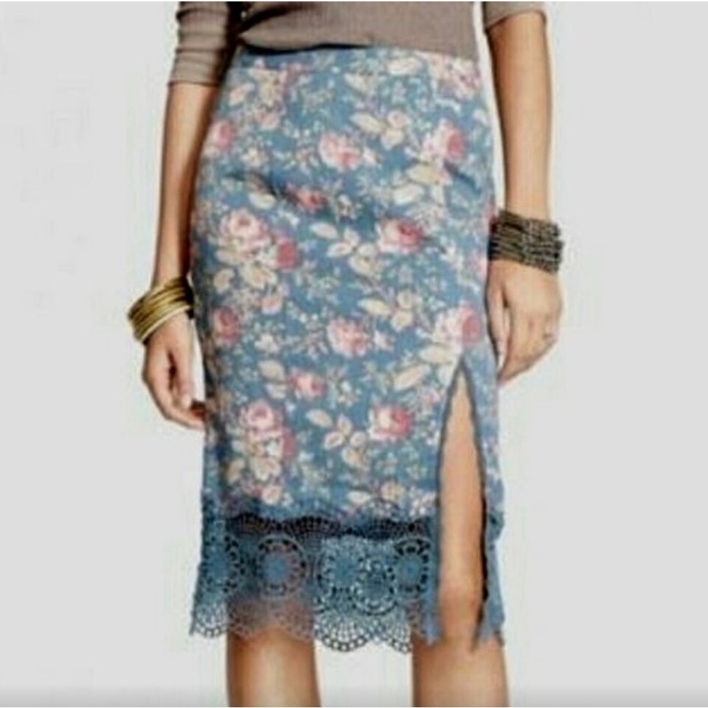 Free People Floral Printed Storyteller skirt size 10